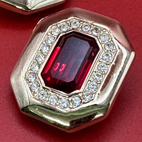 VTG Large SwarovskI S.A.L. Red & Clear Crystal Clip Earrings - Picture 6 of 15